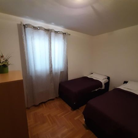 Apartment Jelena Trogir Eksteriør billede