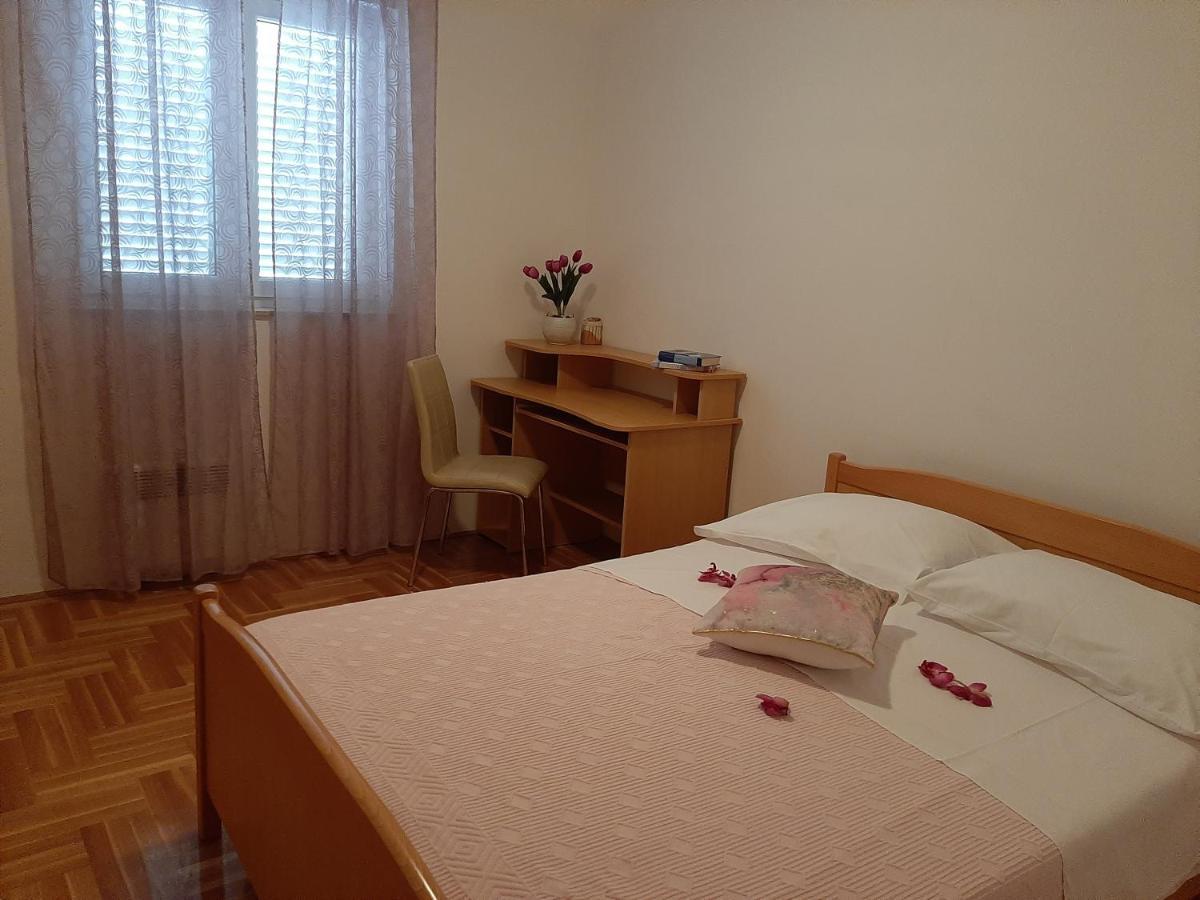 Apartment Jelena Trogir Eksteriør billede