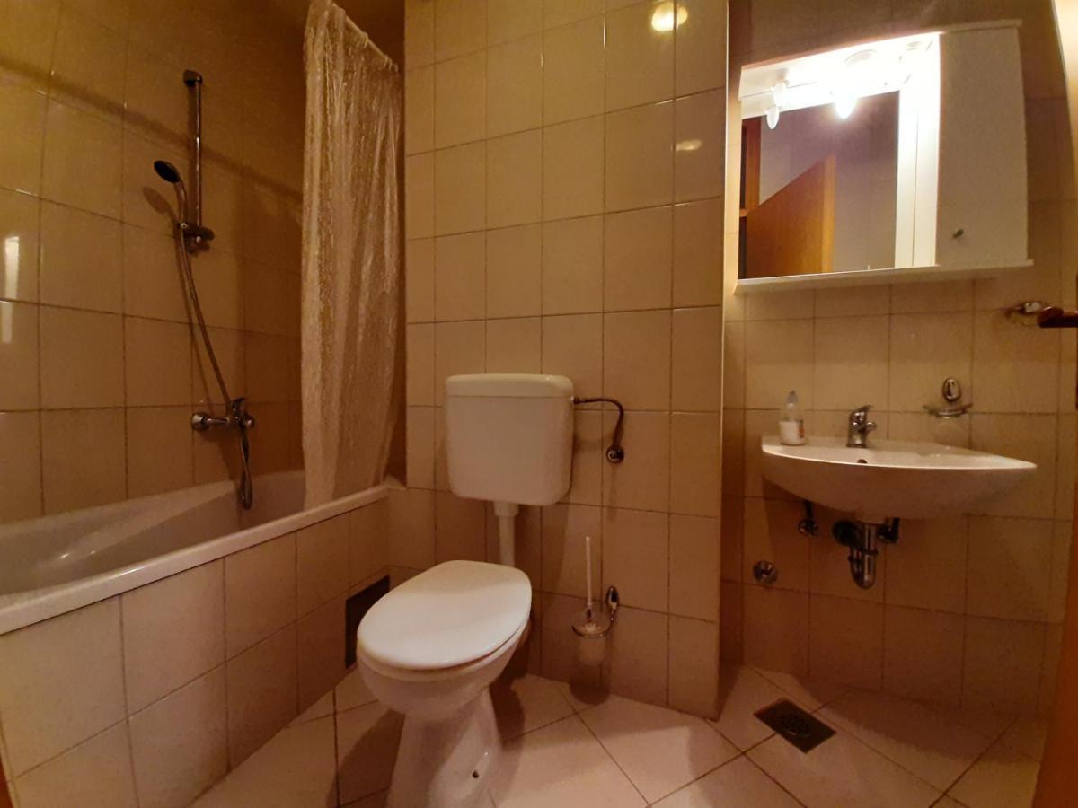 Apartment Jelena Trogir Eksteriør billede